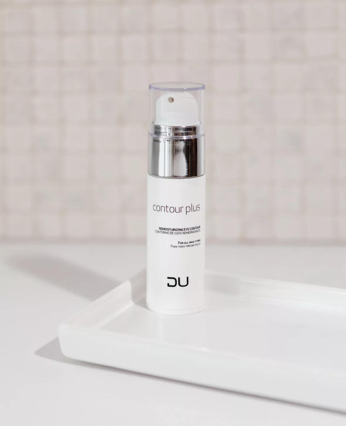 Żel nawilżający wokół oczu Contour Plus